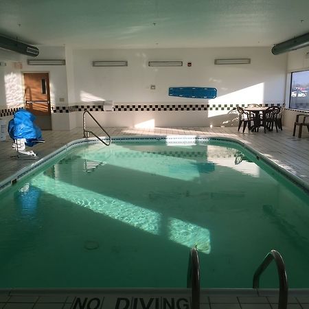 Comfort Inn & Suites Emporia Εξωτερικό φωτογραφία