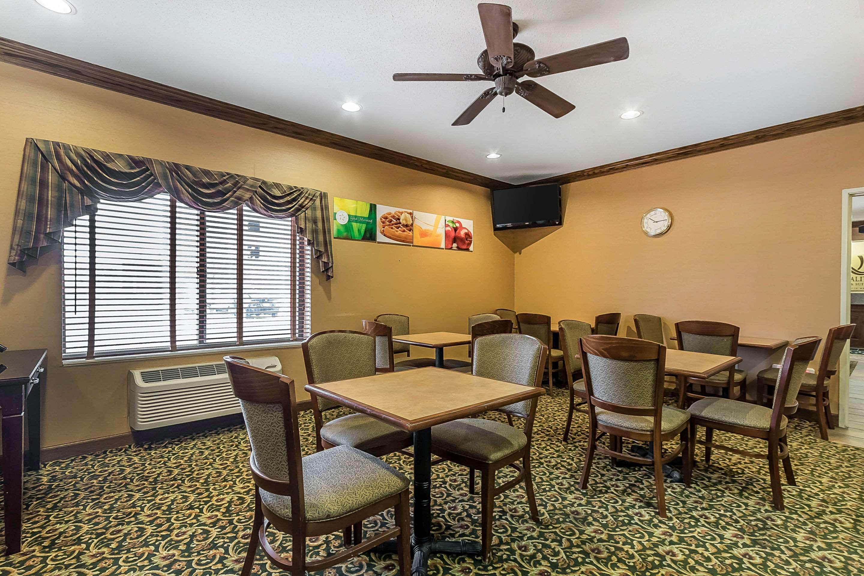 Comfort Inn & Suites Emporia Εξωτερικό φωτογραφία