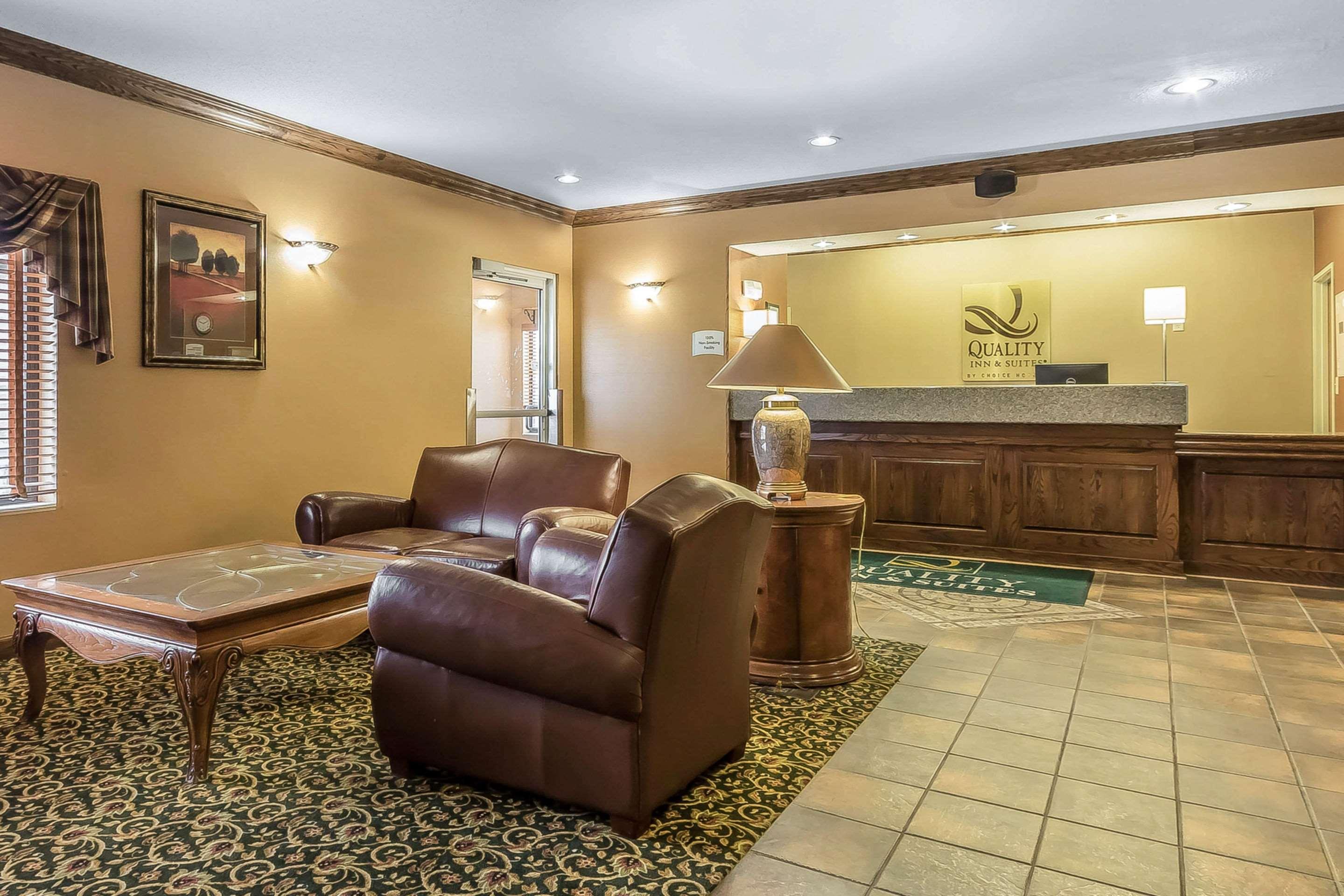 Comfort Inn & Suites Emporia Εξωτερικό φωτογραφία