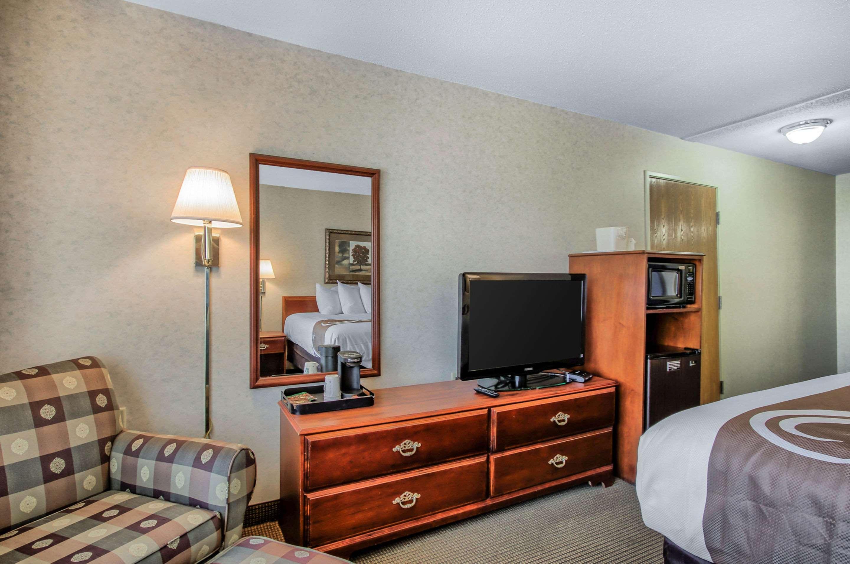 Comfort Inn & Suites Emporia Εξωτερικό φωτογραφία