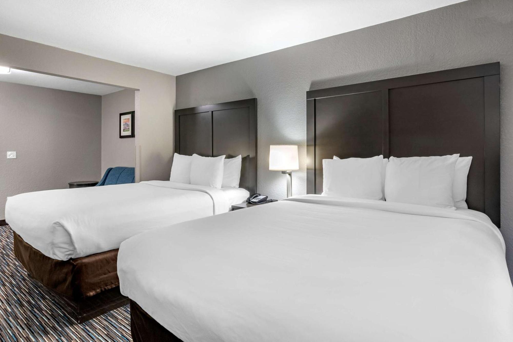 Comfort Inn & Suites Emporia Εξωτερικό φωτογραφία