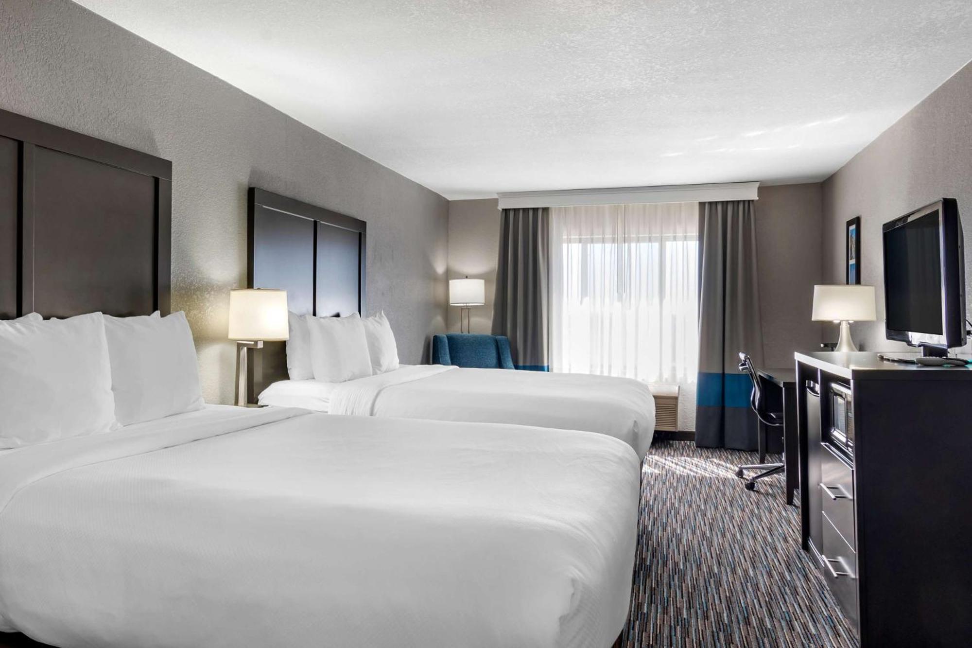 Comfort Inn & Suites Emporia Εξωτερικό φωτογραφία