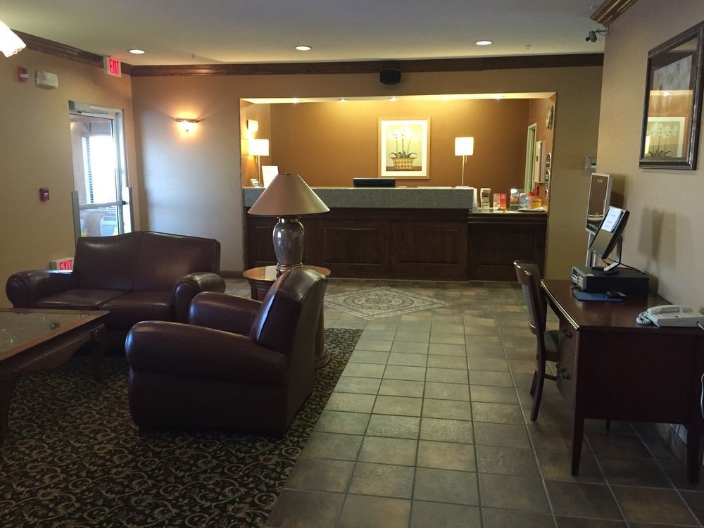 Comfort Inn & Suites Emporia Εξωτερικό φωτογραφία